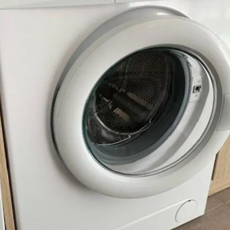 Climatisee Pour 6 Avec Piscine Et Parking Proche - Fr-1-607-42 Ferienhaus *