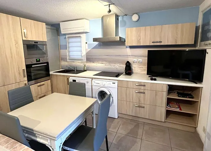 Tatil Evi Climatisee Pour 6 Avec Piscine Et Parking Proche - Fr-1-607-42 Agde